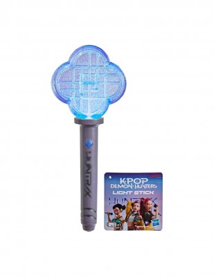 Varita de Luz HUNTR/X K-Pop Demon Hunters Hasbro con luces LED y sincronización musical